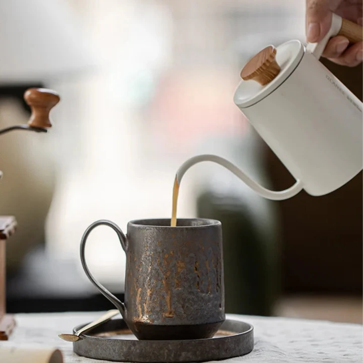 Forged Artisanal Ceramic Mugs