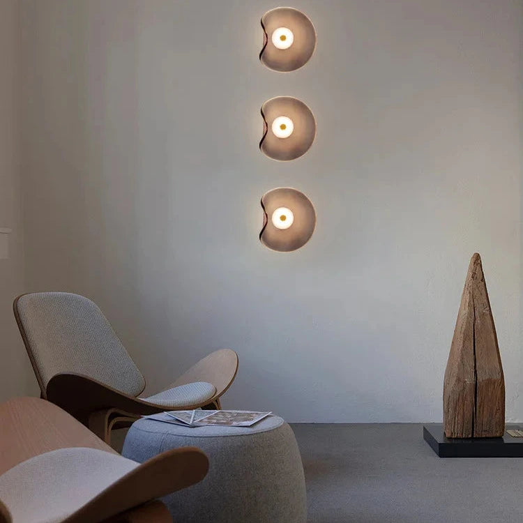 Halo Shade Sconce Japanese Retro Irregular Shape Glass Wall Lights Modern Nordic Bedroom Living Room Board Wall Lamp Entrance Lighting Home Decor LED
