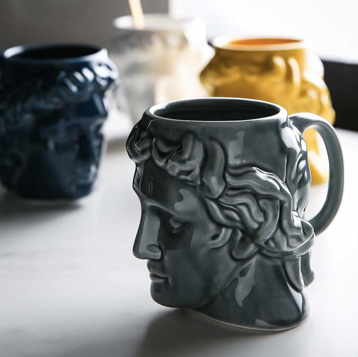 New 1Pcs 580mL 3D Style David Sculpture Ceramic Mug Coffee Tea Milk Drinking Cups with Handle Coffee Mug for Office Novelty Gift