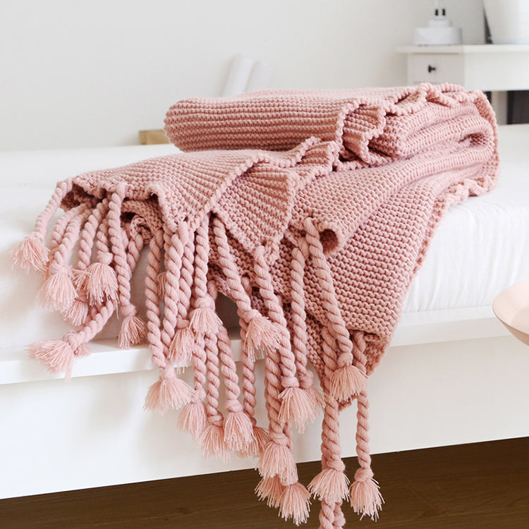 rectangle plaid knitted blanket with tassel