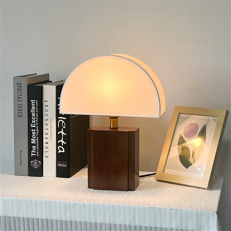 Lampe de table en bois Wagner